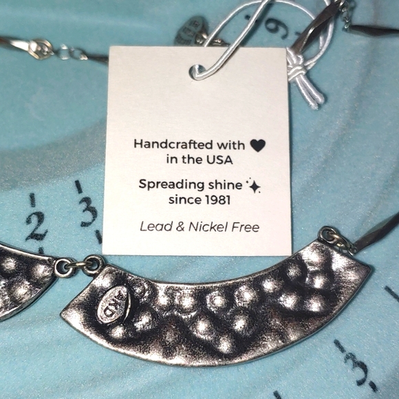 Anne Koplik Pella Art Deco Greige Collar Necklace - Picture 15 of 16